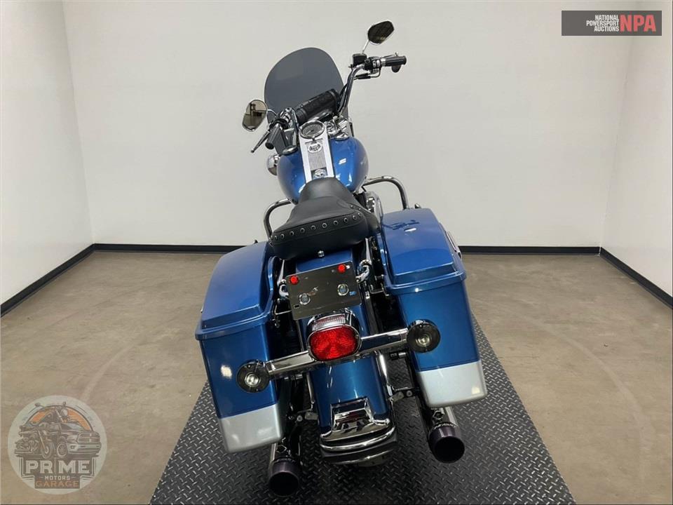 2005 Harley-Davidson FLHRI ROAD KING — фото 4