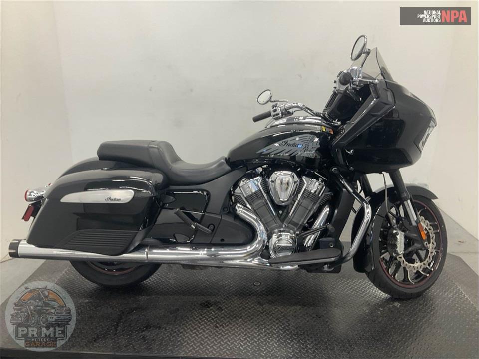 2022 INDIAN MOTORCYCLE CHALLENGER LIMITED (BLACK)