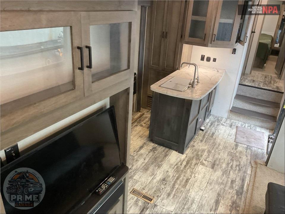 2020 Keystone Rv M-32 FWBH SPRINTER CAMPFIRE EDITION FIFTH WHEEL SERIES — фото 6