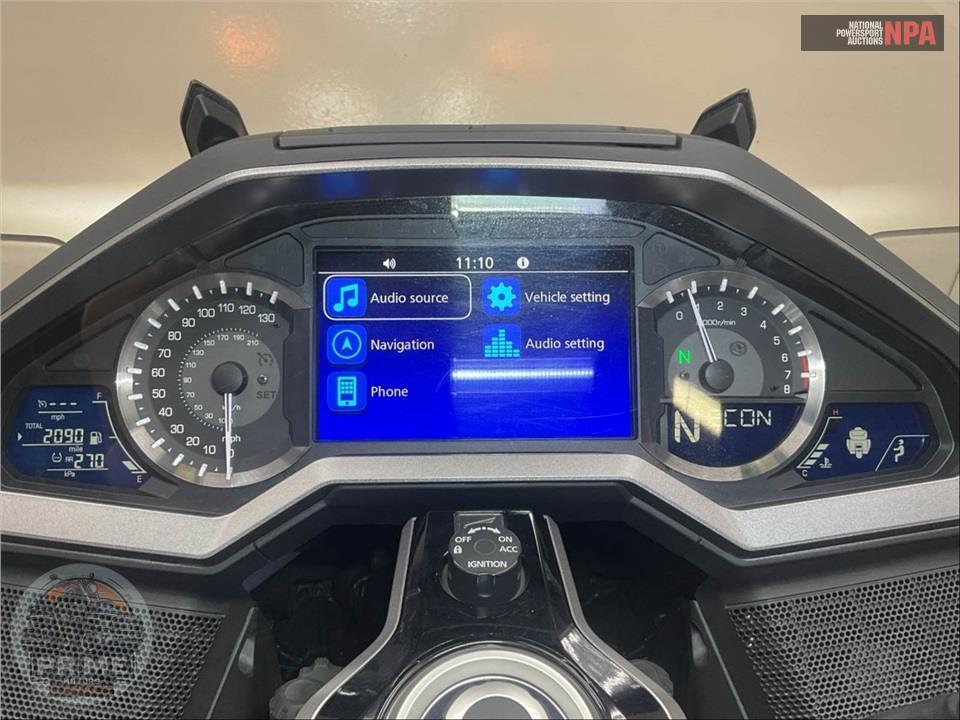 2018 Honda GL1800D GOLDWING TOUR DCT (RED) — фото 5