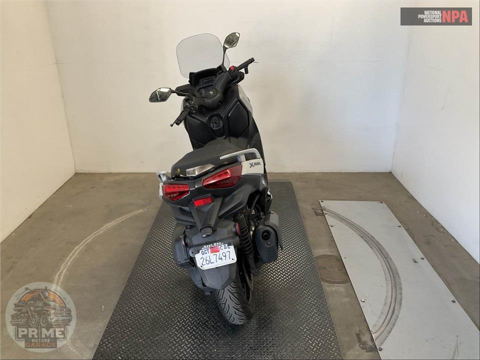 2023 Yamaha XMAX — фото 4