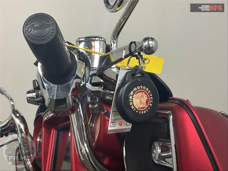 2019 Indian Motorcycle ROADMASTER ICON — фото 11