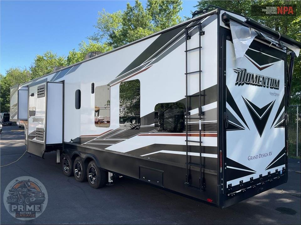 2021 Grand Design Recreational Vehicles M-381M - MOMENTUM TOY HAULER TOY HAULER SERIES — фото 3