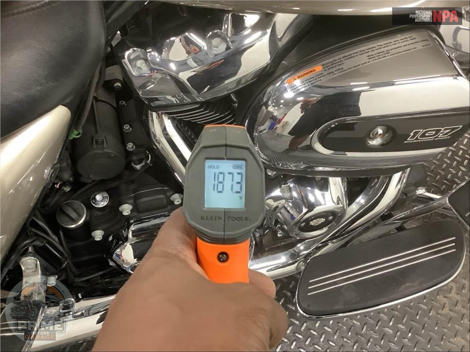 2018 Harley-Davidson FLHX STREET GLIDE — фото 8