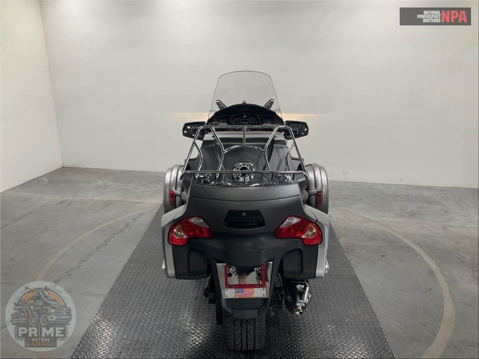 2014 Can-Am SPYDER RT SE6 LIMITED — фото 4