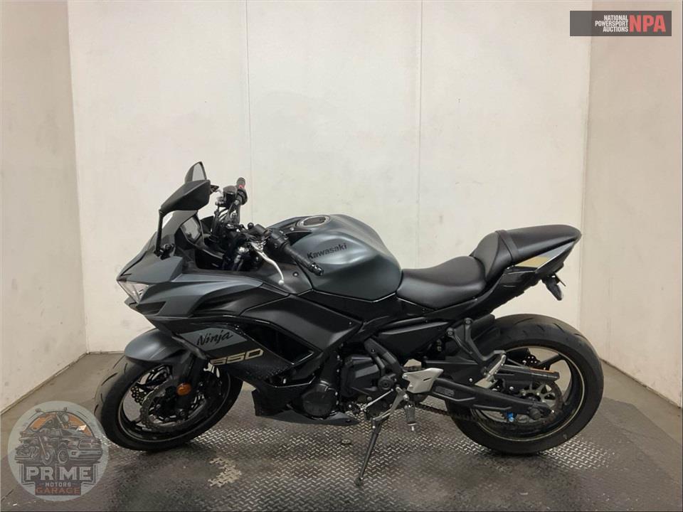 2024 Kawasaki NINJA 650 ABS — фото 3