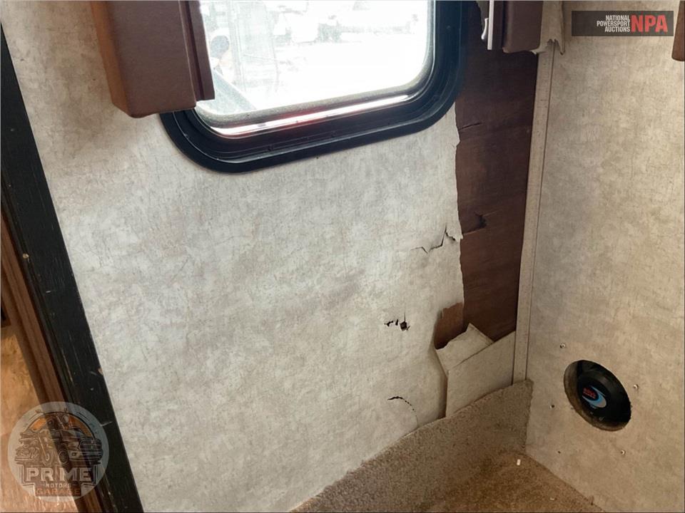 2014 Keystone Rv M-410 LEV - RAPTOR TOY HAULER TOY HAULER SERIES — фото 25
