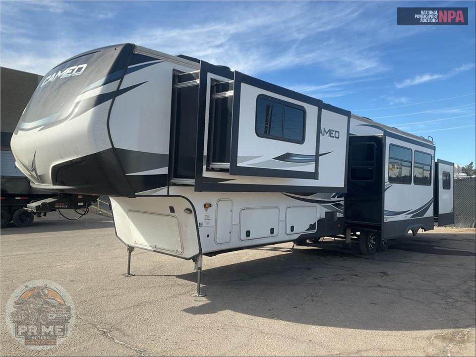 2023 Crossroads Rv M-4051 BH - CAMEO FIFTH WHEEL SERIES — фото 2