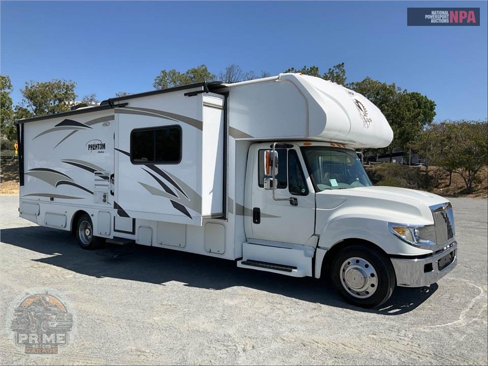 2018 Nexus Rv M-32SC TERRA STAR CHASSIS - PHANTOM SUPER C SERIES — фото 1
