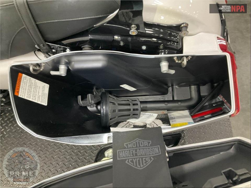 2025 Harley-Davidson FLTRX ROAD GLIDE — фото 15