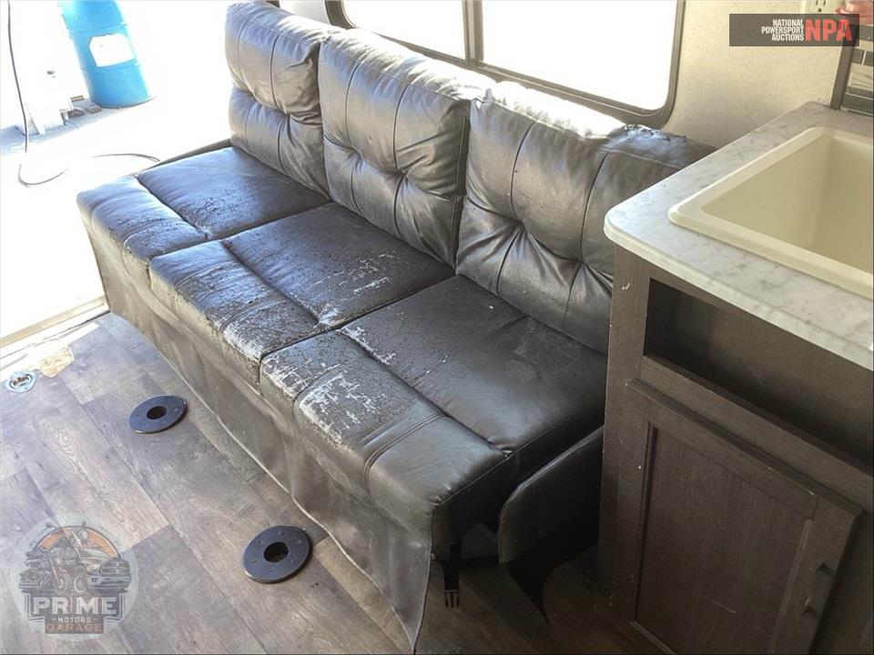 2019 Salem By Forest River M-211SSXL - CRUISE LITE TOY HAULER SERIES — фото 19
