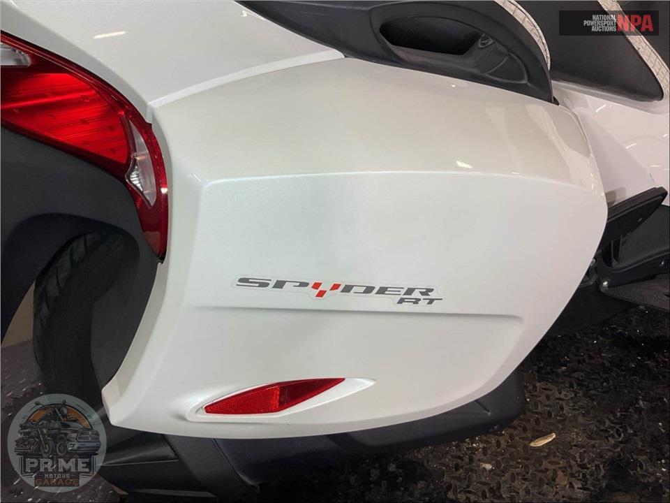 2018 Can-Am SPYDER RT-LIMITED SE6 — фото 21