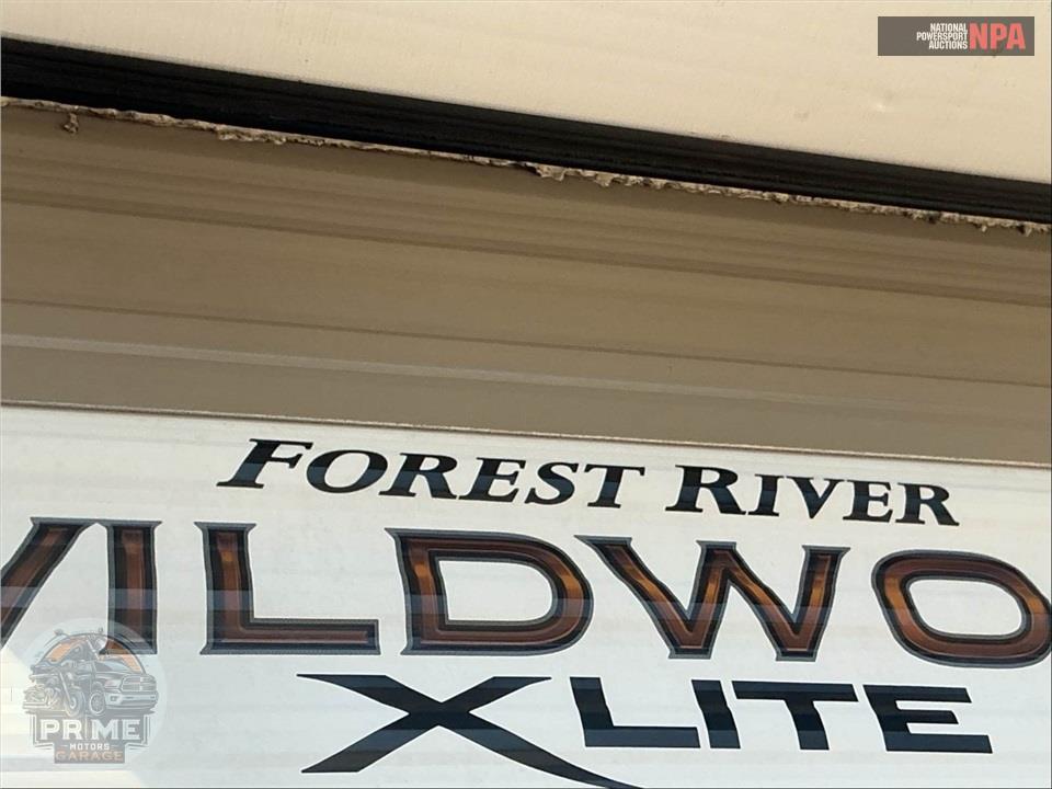 2018 Wildwood By Forest River M-261BHXL X-LITE SERIES — фото 47
