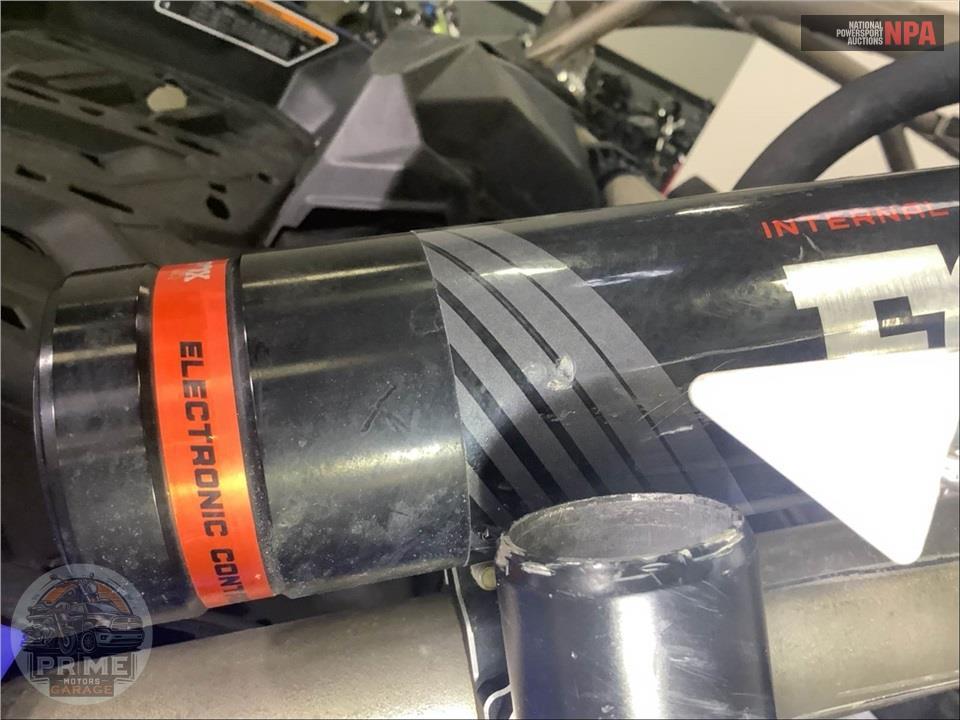 2024 Can-Am MAVERICK X3 MAX X RS TURBO RR WITH SMART-SHOX — фото 31