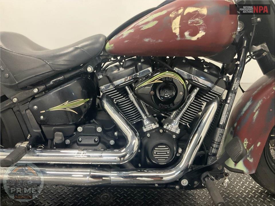 2018 Harley-Davidson FLHCS HERITAGE CLASSIC 114 — фото 6