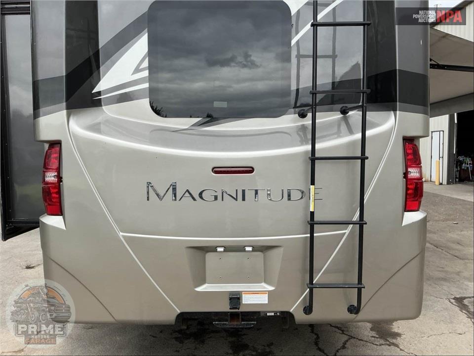 2022 Thor Motor Coach SV34 SUPER C F550 4WD - MAGNITUDE SERIES — фото 57