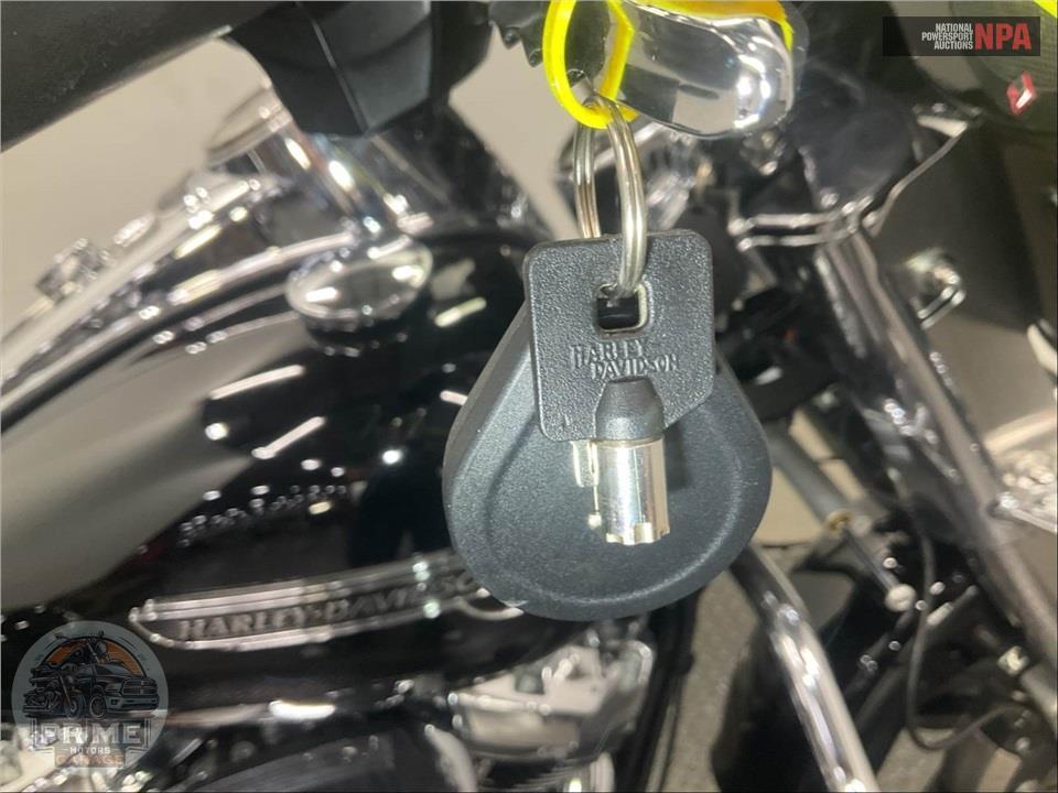 2019 Harley-Davidson FLRT FREEWHEELER — фото 12