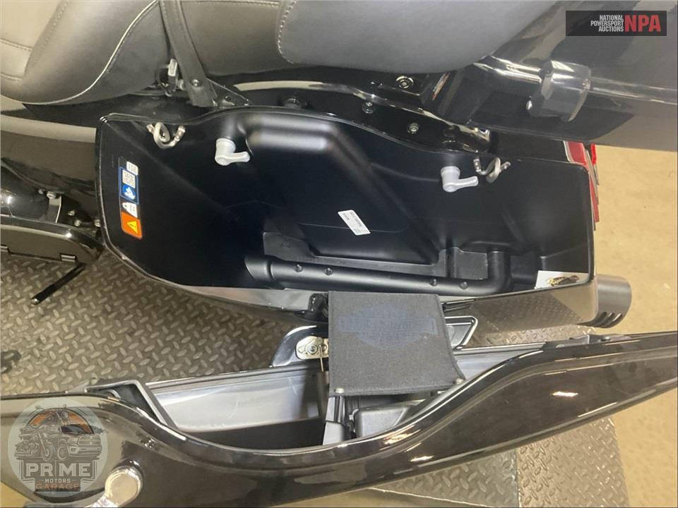 2026 Harley-Davidson FLHX STREET GLIDE — фото 18
