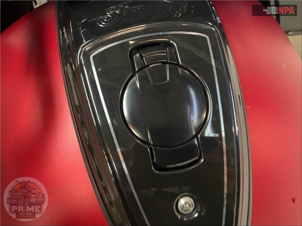 2024 Indian Motorcycle CHALLENGER DARK HORSE W/AUDIO (RED) — фото 13