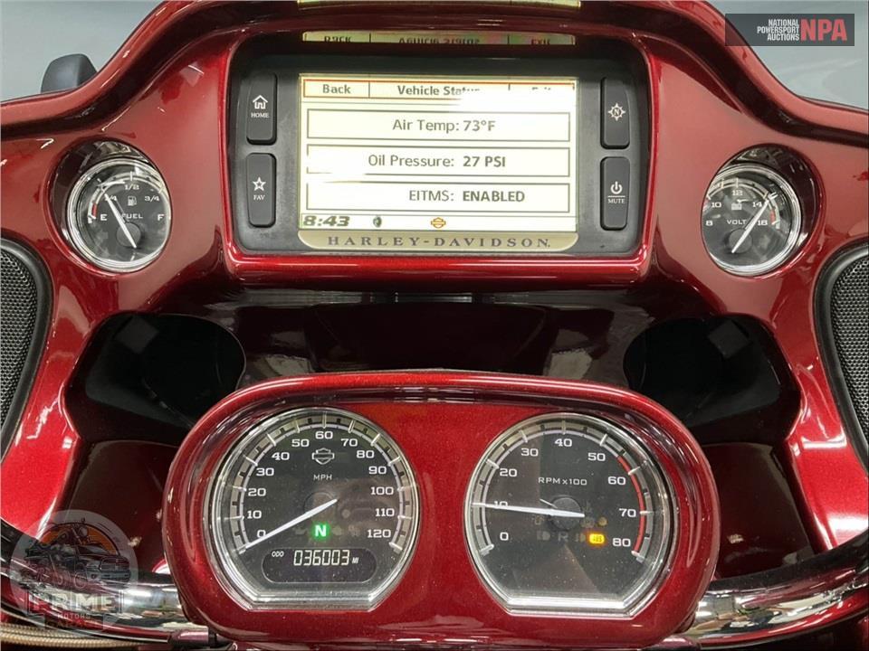 2015 Harley-Davidson FLTRUSE CVO ROAD GLIDE ULTRA — фото 5