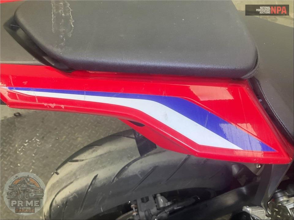 2023 Honda CBR1000RA (ABS) — фото 19