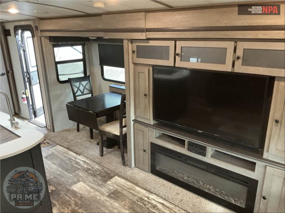 2019 Keystone Rv M-330 RL OUTBACK SERIES — фото 9