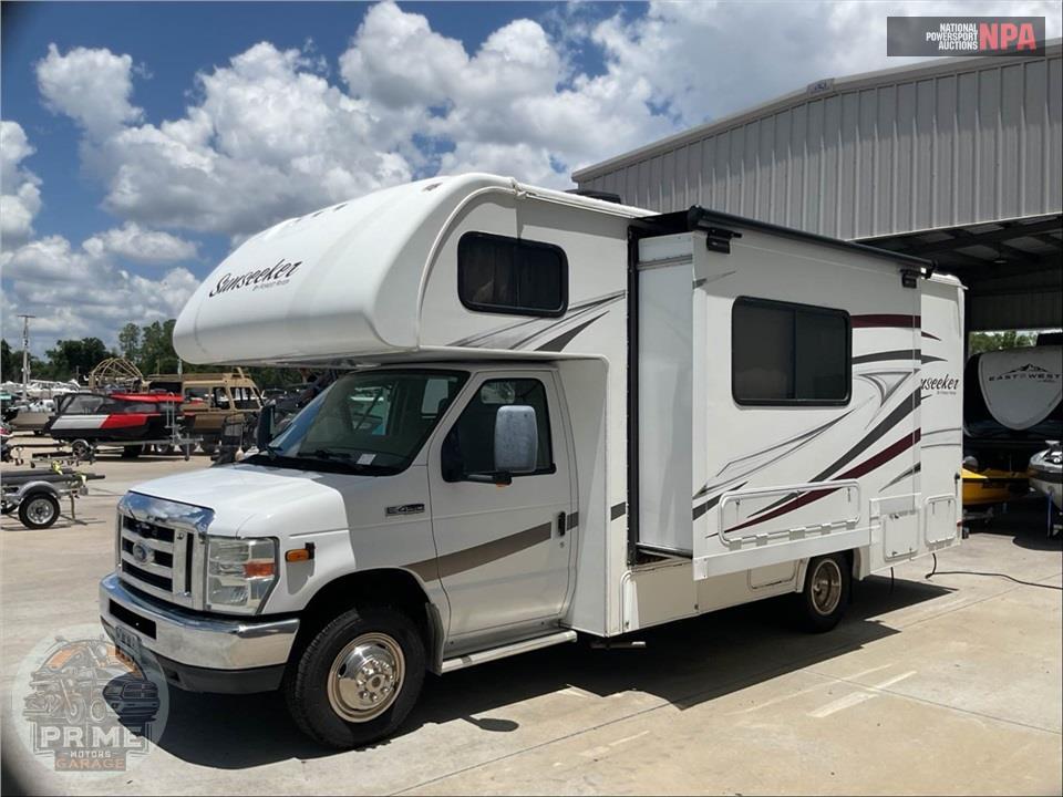 2017 Sunseeker By Forest River M-2290S FORD E450 6.8 LITER — фото 2
