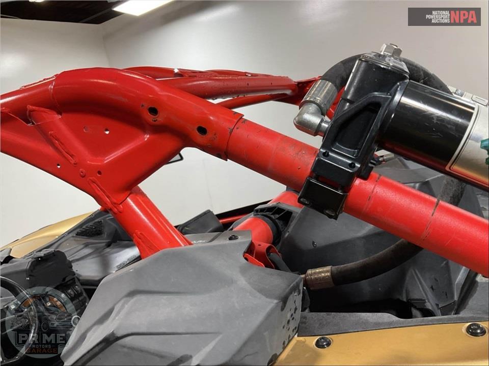 2018 Can-Am MAVERICK X3 X RS TURBO R — фото 17