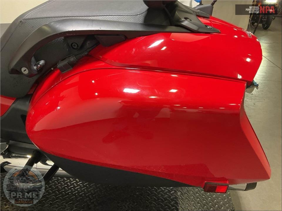 2013 Honda GL1800BDD GLDWNG F6B DLX — фото 15
