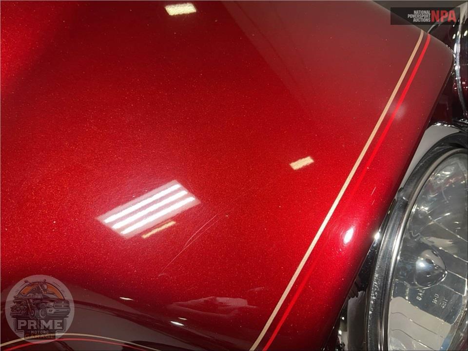 2010 Harley-Davidson FLHTCUTG TRIGLIDE ULTRA CLASSIC — фото 24