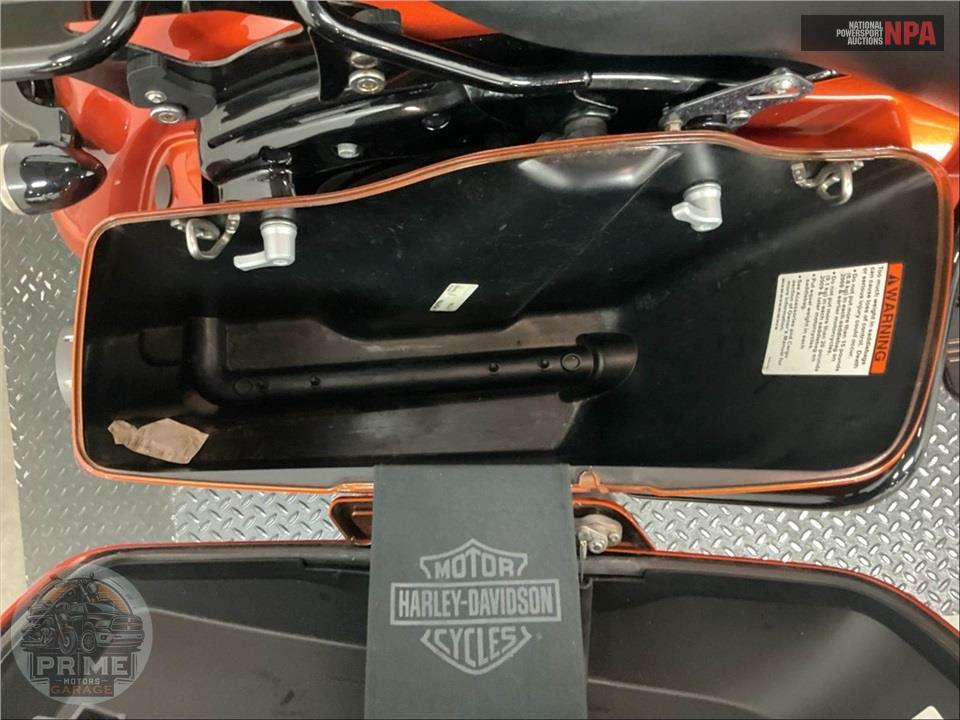 2019 Harley-Davidson FLHXS STREET GLIDE SPECIAL — фото 21