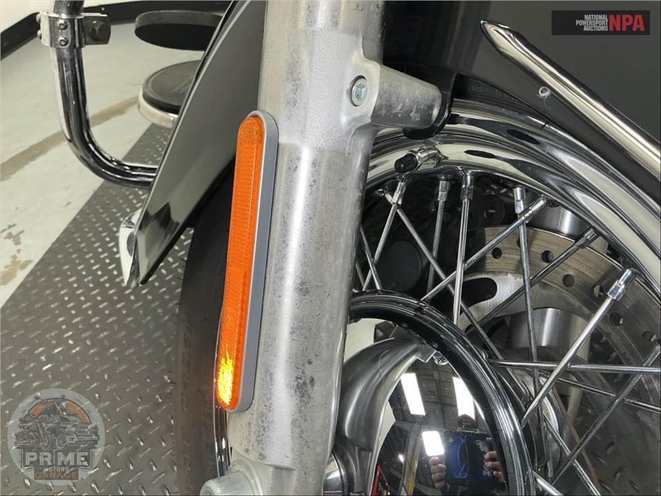 2015 Harley-Davidson FLSTC HERITAGE SOFTAIL CLASSIC — фото 26