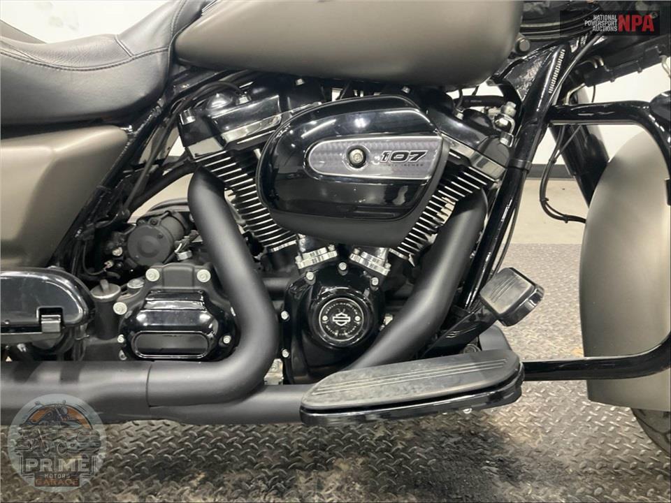 2018 Harley-Davidson FLHRXS ROAD KING SPECIAL — фото 6