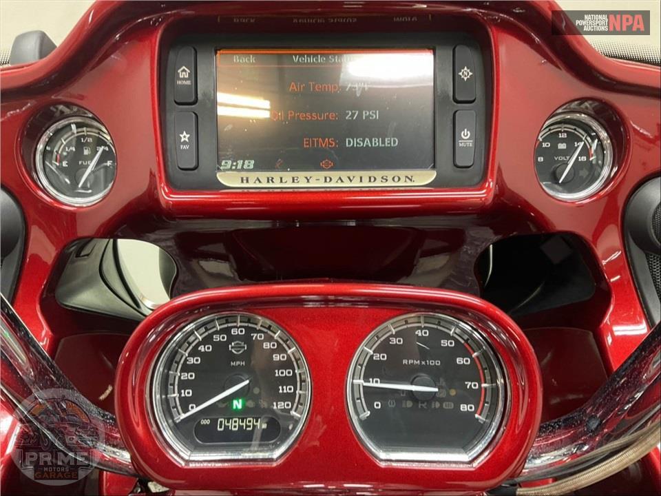 2016 Harley-Davidson FLTRUSE CVO ROAD GLIDE ULTRA — фото 5
