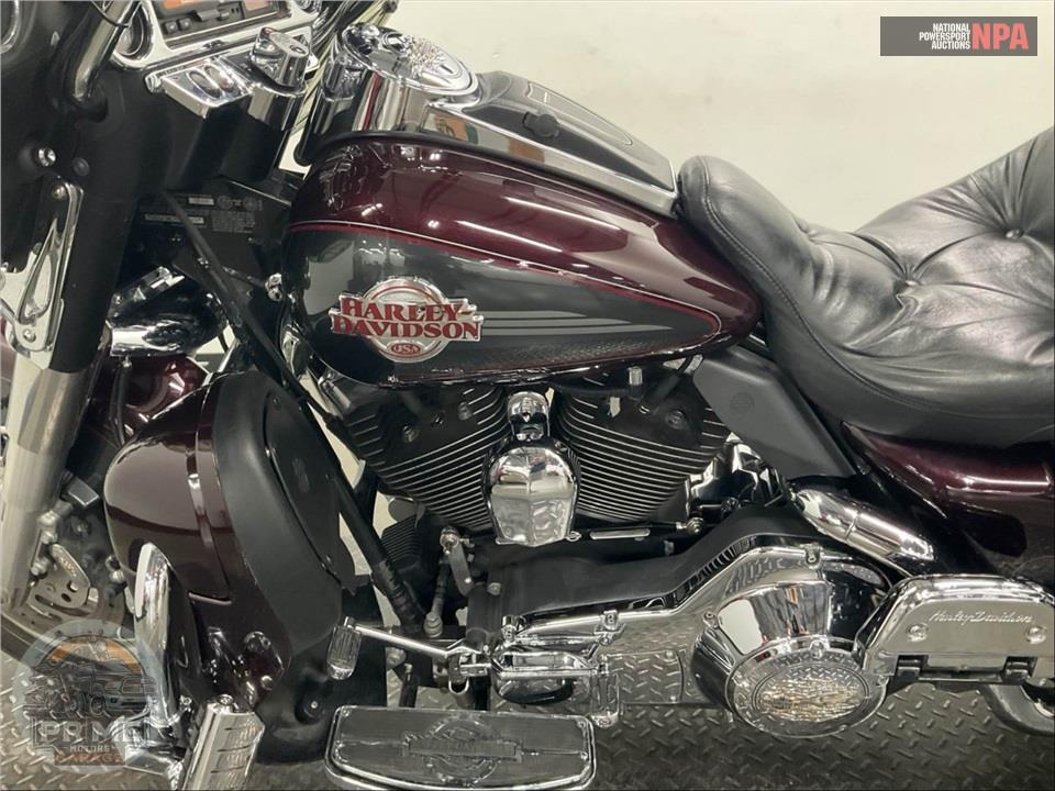 2005 Harley-Davidson FLHTCUI ULTRA CLASSIC ELECTRA GLIDE — фото 7
