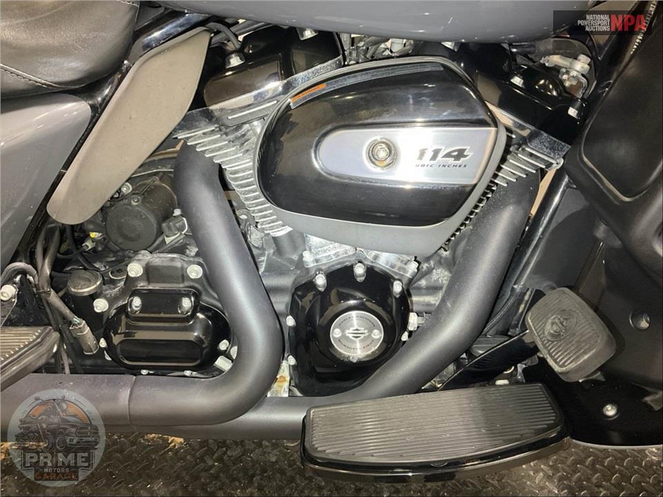 2022 Harley-Davidson FLHTK ULTRA LIMITED — фото 6