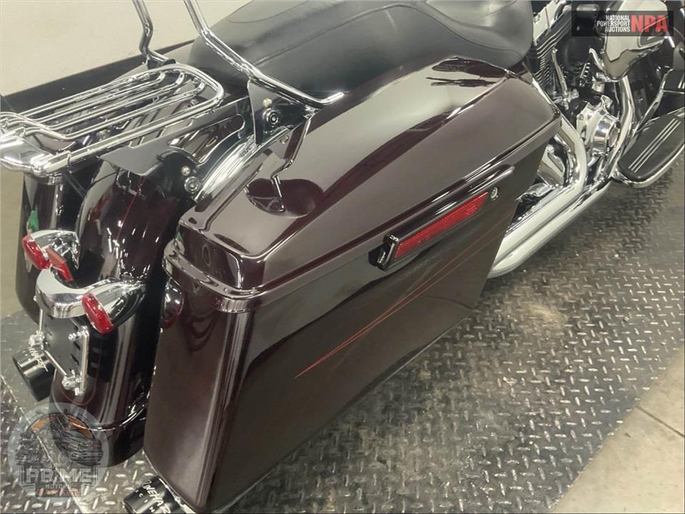 2014 Harley-Davidson FLHXS STREET GLIDE — фото 18