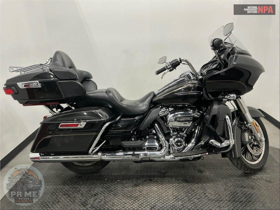 2017 Harley-Davidson FLTRU ROAD GLIDE ULTRA — фото 1