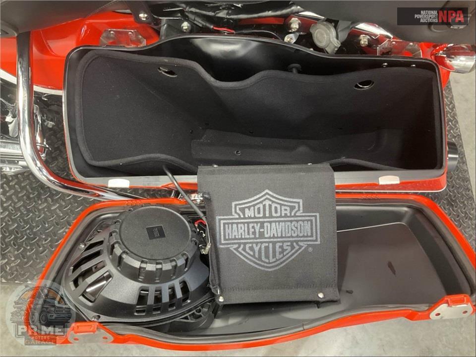 2012 Harley-Davidson FLHTCUSE7 SCREAMIN EAGLE — фото 17