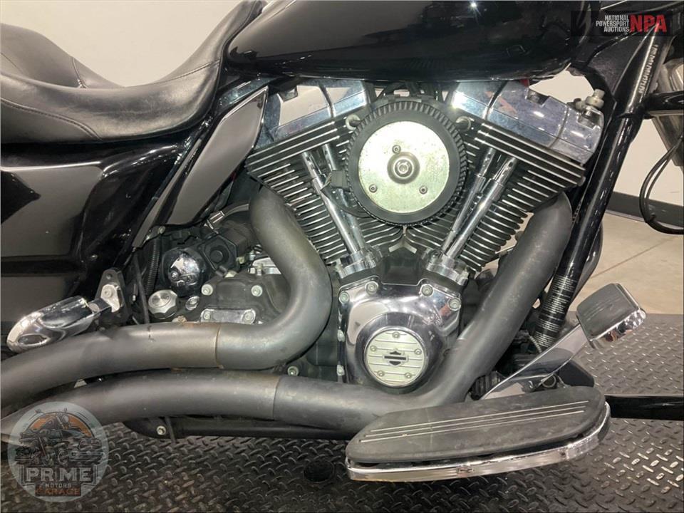 2011 Harley-Davidson FLHX-103 STREET GLIDE — фото 6