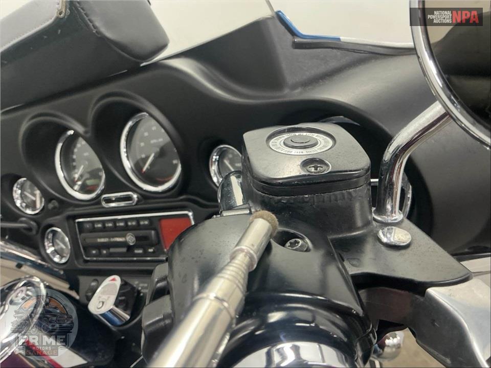 2005 Harley-Davidson FLHTCUI ULTRA CLASSIC ELECTRA GLIDE — фото 31