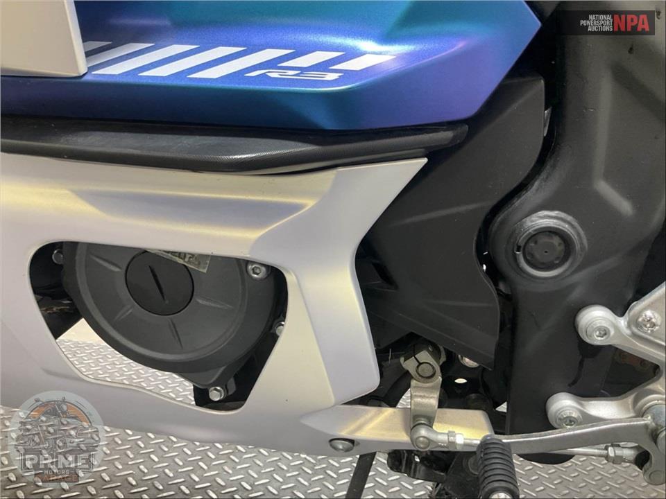 2025 Yamaha YZF-R3 — фото 7