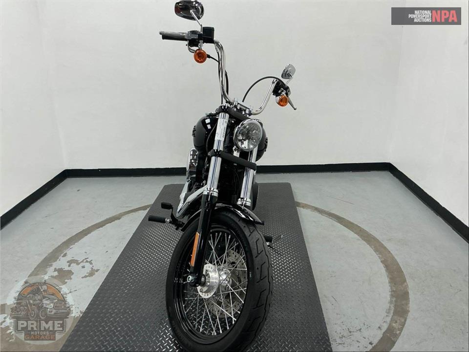 2017 Harley-Davidson FXDB STREET BOB — фото 2