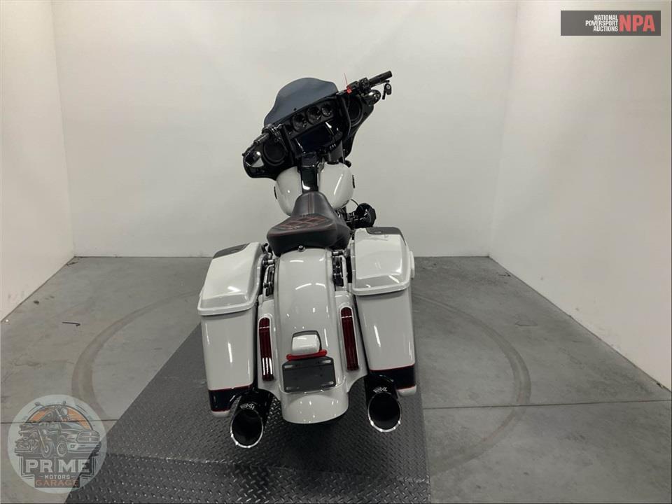 2020 Harley-Davidson FLHXSE CVO STREET GLIDE — фото 4