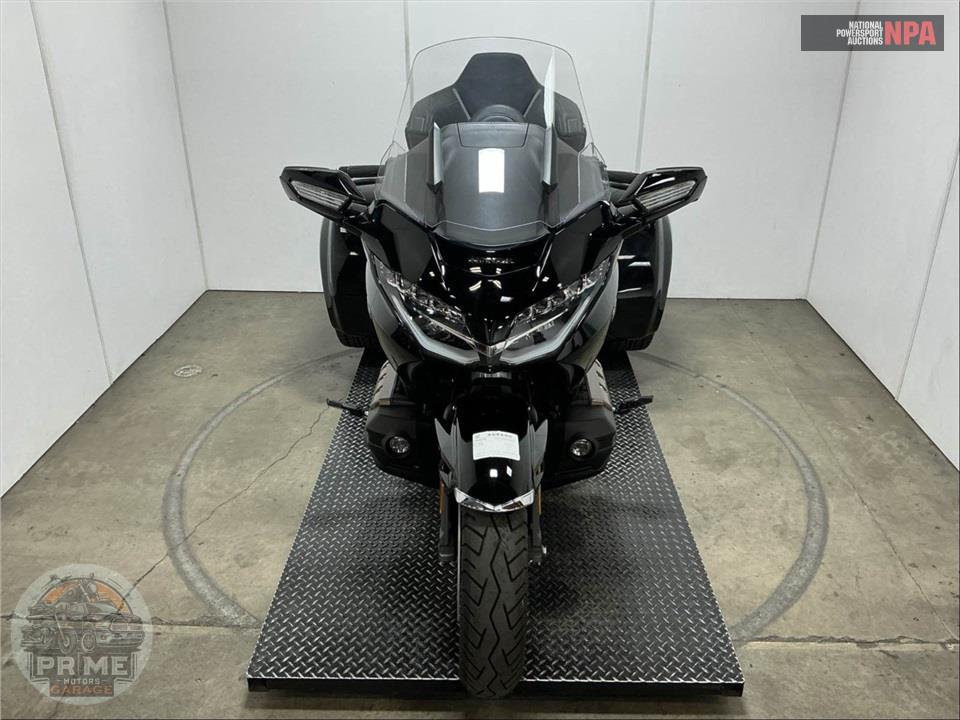 2023 Honda GL1800 GOLDWING TOUR — фото 2