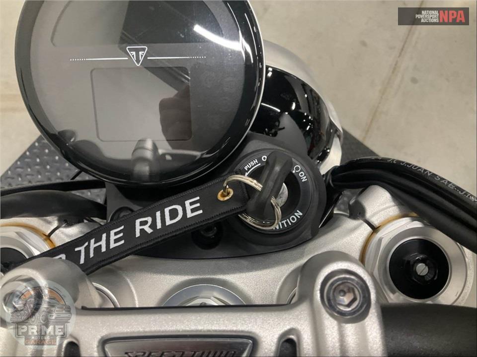 2026 Triumph SPEED TWIN 1200 RS — фото 11