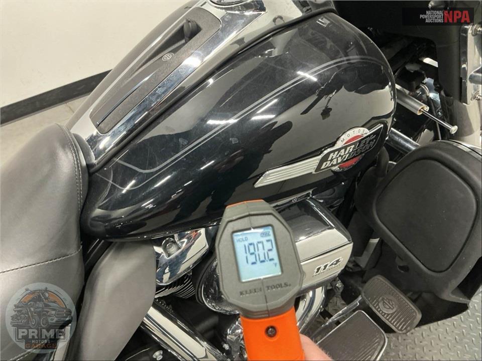 2023 Harley-Davidson FLHTCUTG TRI GLIDE ULTRA CLASSIC — фото 6