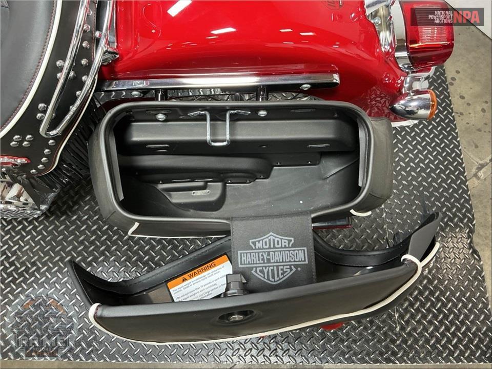 2024 Harley-Davidson FLI HYDRA-GLIDE REVIVAL — фото 15