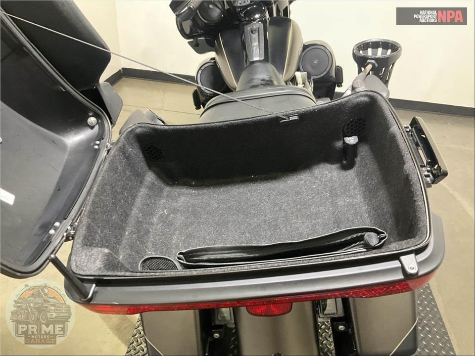 2021 Harley-Davidson FLHTK ULTRA LIMITED — фото 24