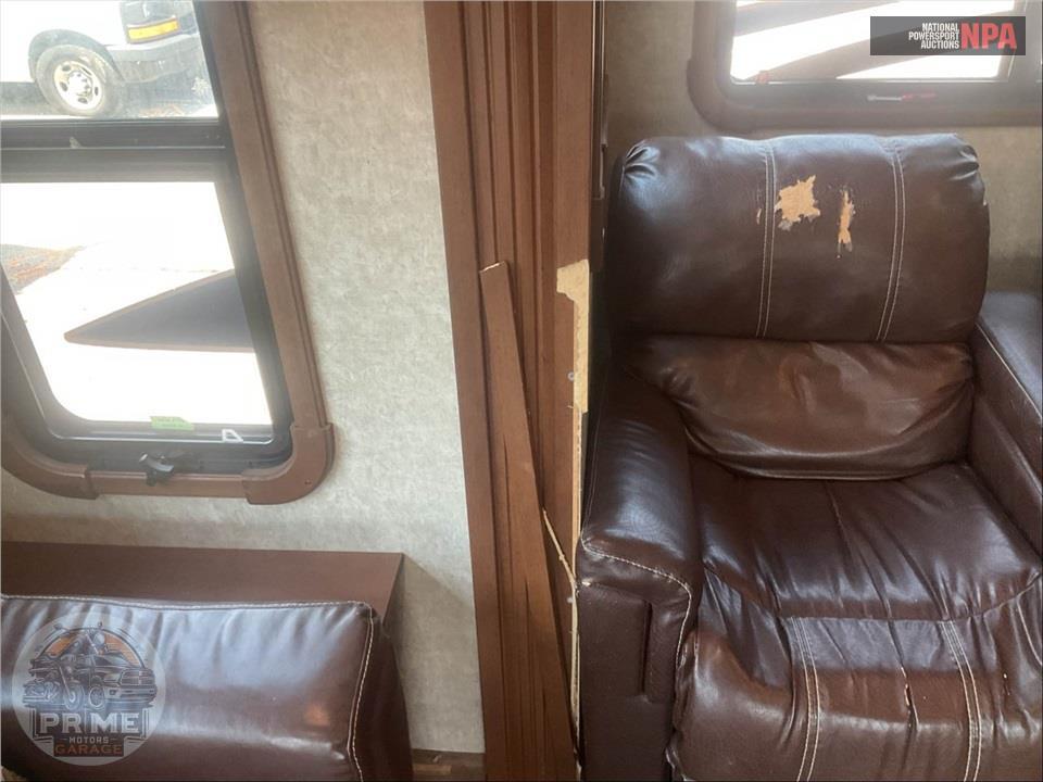 2016 Highland Ridge Rv M-349RLS - 3X FIFTH WHEEL SERIES — фото 18